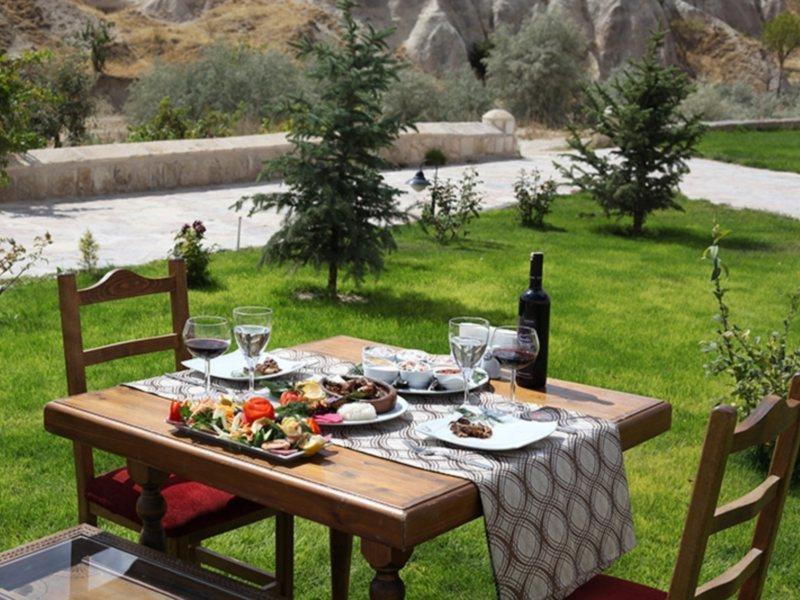 Mdc Hotel Юргюп Екстериор снимка