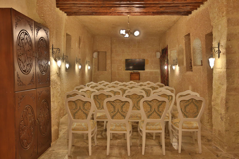 Mdc Hotel Юргюп Екстериор снимка